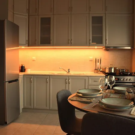Lux, Seaview, Parking, Panorama - Thearetsouplace, 1g Wifi, Netflix, Cosmote Tv Apartment *