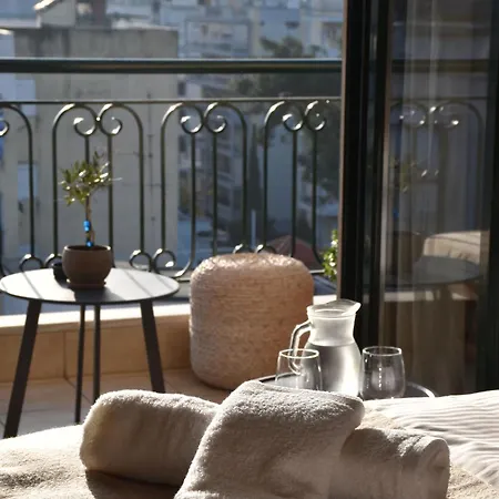 Lux, Seaview, Parking, Panorama - Thearetsouplace, 1g Wifi, Netflix, Cosmote Tv Apartment *